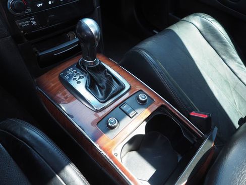 Used 2014 INFINITI QX70 AWD w/ Premium Package image 23
