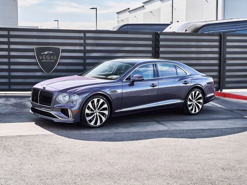 Used 2026 Bentley Flying Spur Plug-In Hybrid AWD/4WD image 5