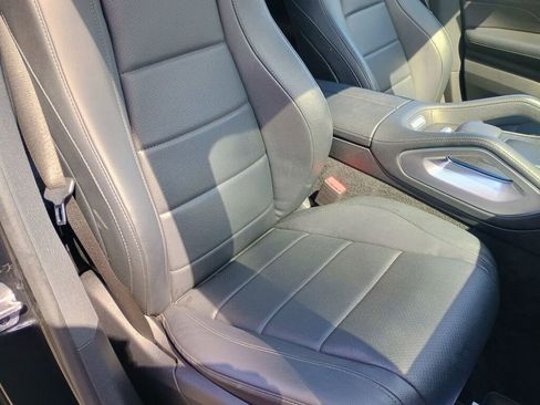 Used 2022 Mercedes-Benz GLS 450 4MATIC image 27