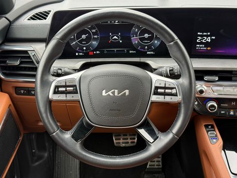 Used 2023 Kia Telluride SX X-Line image 29