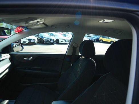 Used 2019 Kia Rio S w/ Technology Package FWD image 11