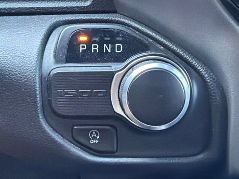 Used 2024 RAM 1500 Big Horn RWD image 31