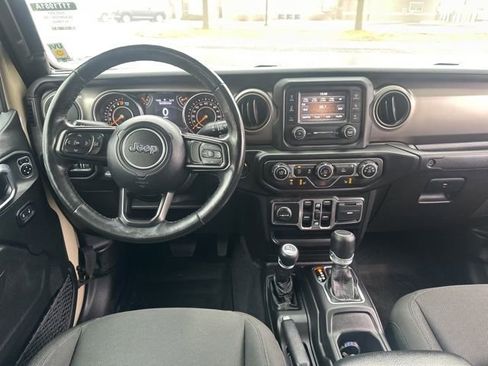 Certified 2020 Jeep Gladiator Sport w/ Quick Order Package 24S image 23