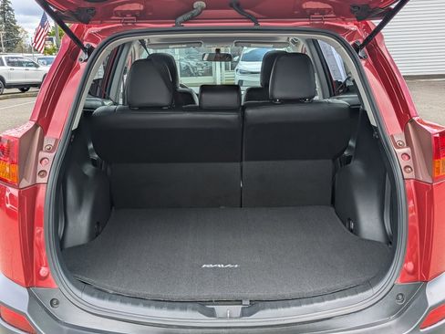 Used 2013 Toyota RAV4 XLE image 26