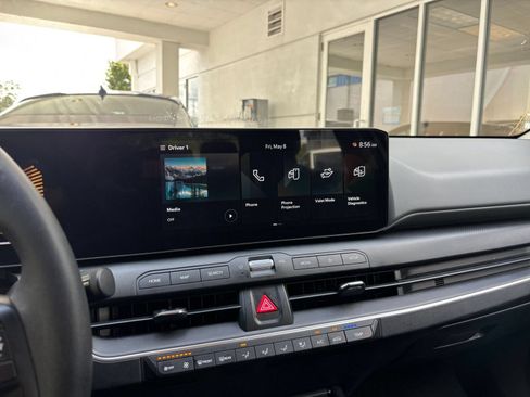 Used 2025 Kia K4 FWD image 17