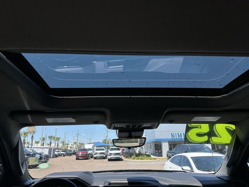 Used 2025 Chevrolet Silverado 1500 LTZ w/ LTZ Premium Package AWD/4WD image 19