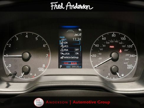 Used 2025 Toyota Corolla LE FWD image 16