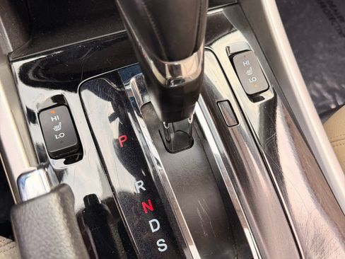 Used 2016 Honda Accord EX-L image 28