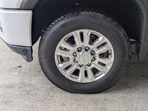 Used 2020 GMC Sierra 2500 Denali w/ Denali Ultimate Package AWD/4WD image 10