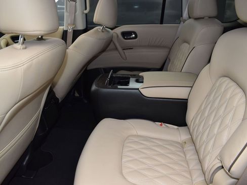 Used 2024 Nissan Armada Platinum w/ Captain's Chairs Package image 16