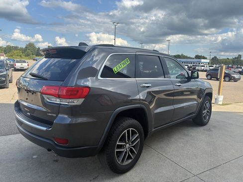 Used 2018 Jeep Grand Cherokee Limited AWD/4WD image 5