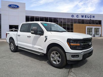 New 2025 Ford F150 XLT w/ Equipment Group 301A Standard