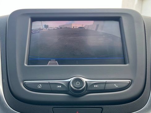 Used 2021 Chevrolet Equinox LT w/ LPO, Cargo Package AWD/4WD image 16