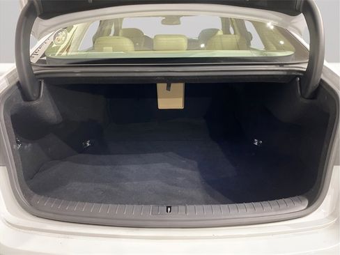 Used 2017 Genesis G80 3.8 image 5