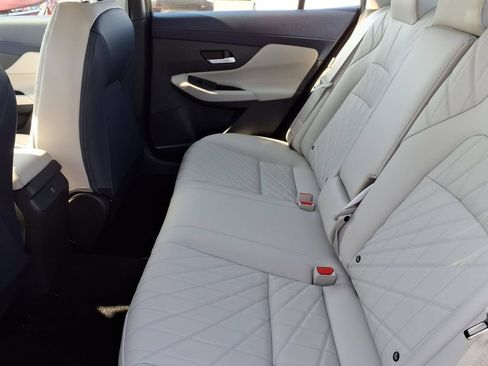 New 2026 Nissan Sentra SL w/ Floor Mat Package FWD image 10