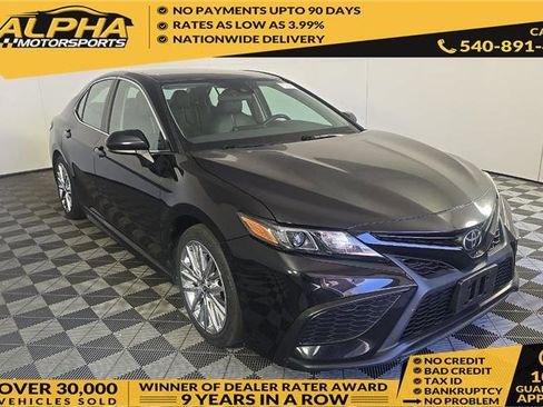 Used 2021 Toyota Camry SE AWD/4WD image 1