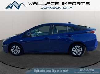 Used 2016 Toyota Prius Three w/ Advanced Technology Package video 1
