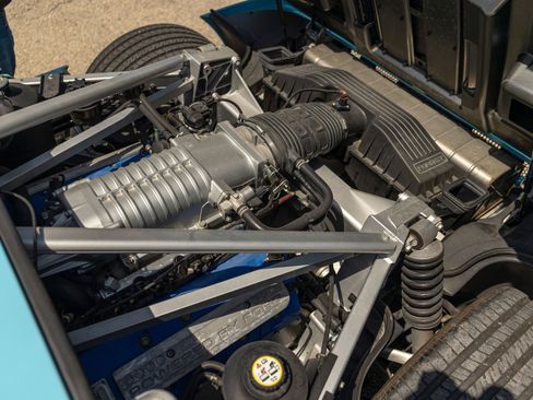 Used 2006 Ford GT RWD image 39