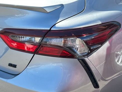 Used 2024 Toyota Camry SE w/ Convenience Package FWD image 12