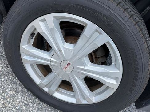 Used 2017 GMC Terrain SLT FWD image 25
