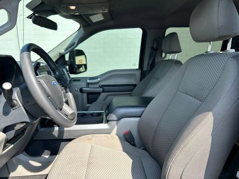 Used 2022 Ford F250 XLT w/ Black Appearance Package AWD/4WD image 10