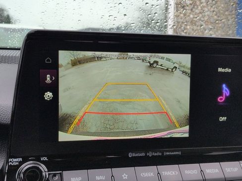 Used 2023 Kia Seltos EX image 18