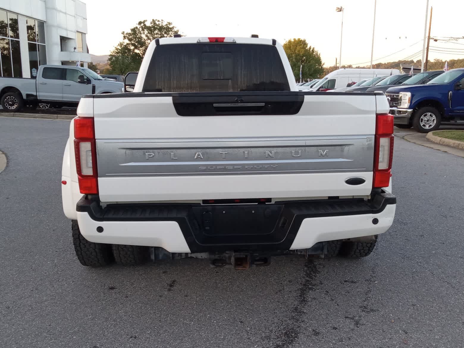 Used 2020 Ford F350 Platinum AWD/4WD image 7