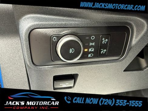 Used 2025 Ford Bronco Badlands image 32