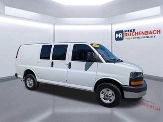 Used 2024 GMC Savana 2500 w/ Driver Convenience Package RWD video 2