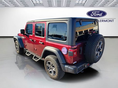 Used 2021 Jeep Wrangler Unlimited Sport image 3