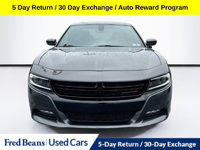 Used 2022 Dodge Charger SXT AWD/4WD image 3