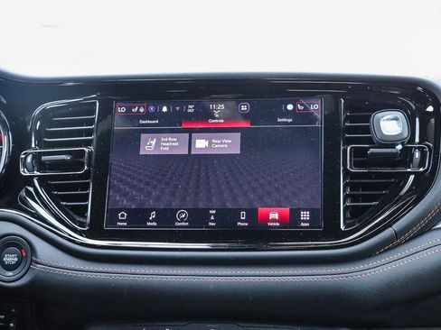Used 2025 Dodge Durango R/T AWD/4WD image 16