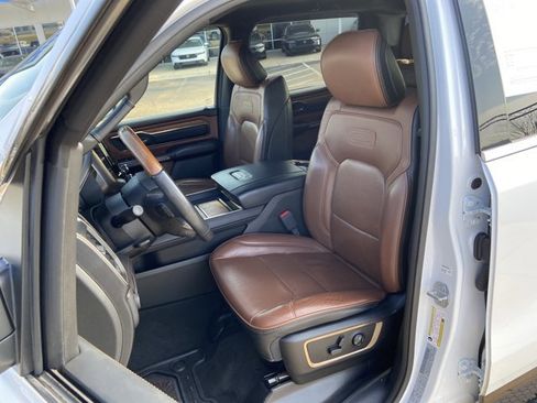 Used 2020 RAM 1500 Limited image 17