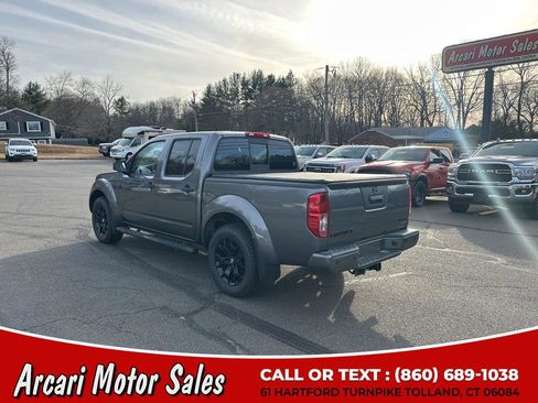 Used 2020 Nissan Frontier SV w/ Midnight Edition Floor Mats image 3