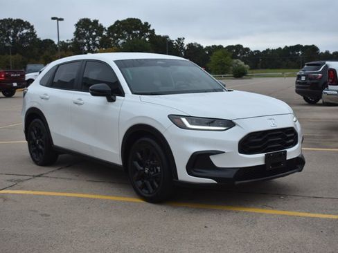 Used 2024 Honda HR-V Sport image 3