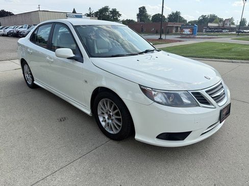 Used 2009 Saab 9-3 2.0T image 3