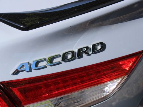 Used 2021 Honda Accord Sport Special Edition image 10