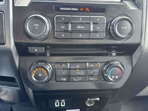 Used 2017 Ford F150 XLT w/ Equipment Group 302A Luxury RWD image 29