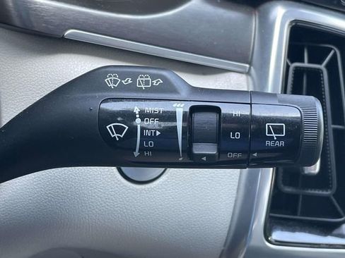 Certified 2022 Kia Sorento SX FWD image 34