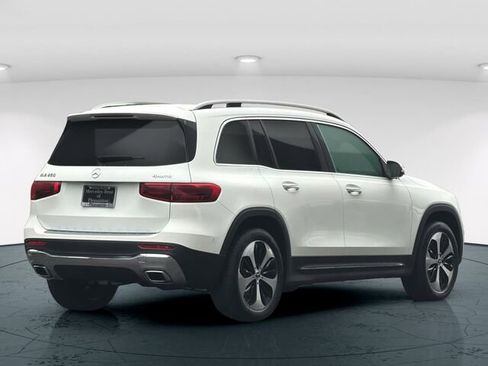 Certified 2024 Mercedes-Benz GLB 250 4MATIC image 7