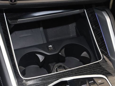 Used 2025 BMW X6 xDrive40i image 33