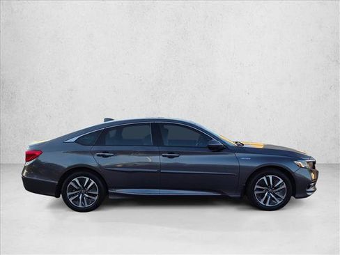 Used 2019 Honda Accord Touring image 4