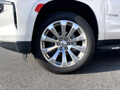 Used 2024 Chevrolet Tahoe Premier image 4