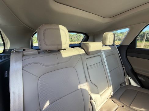 Used 2024 Lincoln Corsair Grand Touring image 24