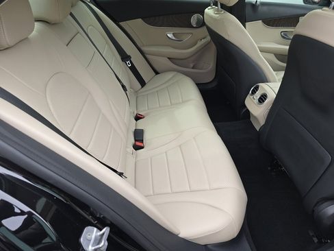 Used 2021 Mercedes-Benz C 300 4MATIC Sedan image 26