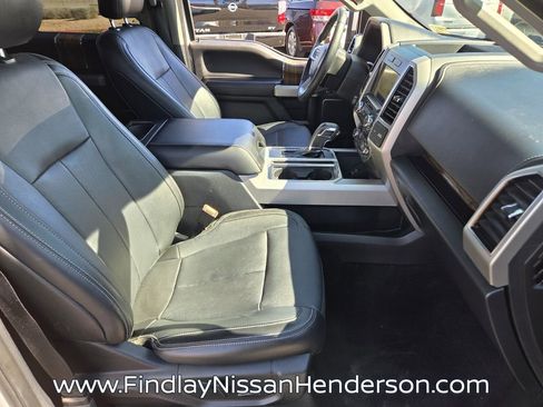 Used 2019 Ford F150 Lariat image 17