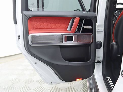 Used 2022 Mercedes-Benz G 550 image 35