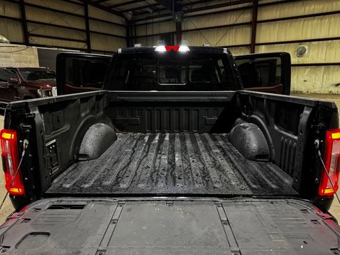 Used 2021 Ford F150 Lariat w/ Equipment Group 502A High image 19