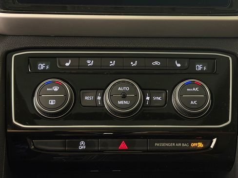 Used 2022 Volkswagen Atlas SE FWD image 18