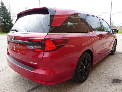 Used 2023 Honda Odyssey Sport image 10